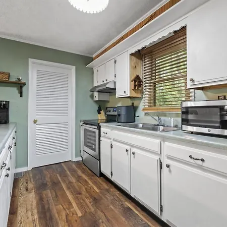 Serene Forest View- Hot Tub- Pet Friendly With Fenced Yard Gatlinburg Exterior foto